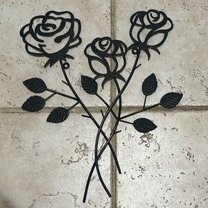 Metal black and bronze rose wall decor